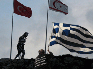 Греция не рискует поднимать голос по кипрской проблеме и широко отстаивать свои интересы в регионе из страха перед Турцией