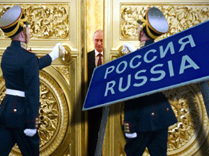 Только сейчас давний и тысячи раз обыгранный вопрос: кто Вы, мистер Путин? - приобретает по-настоящему фатальное измерение